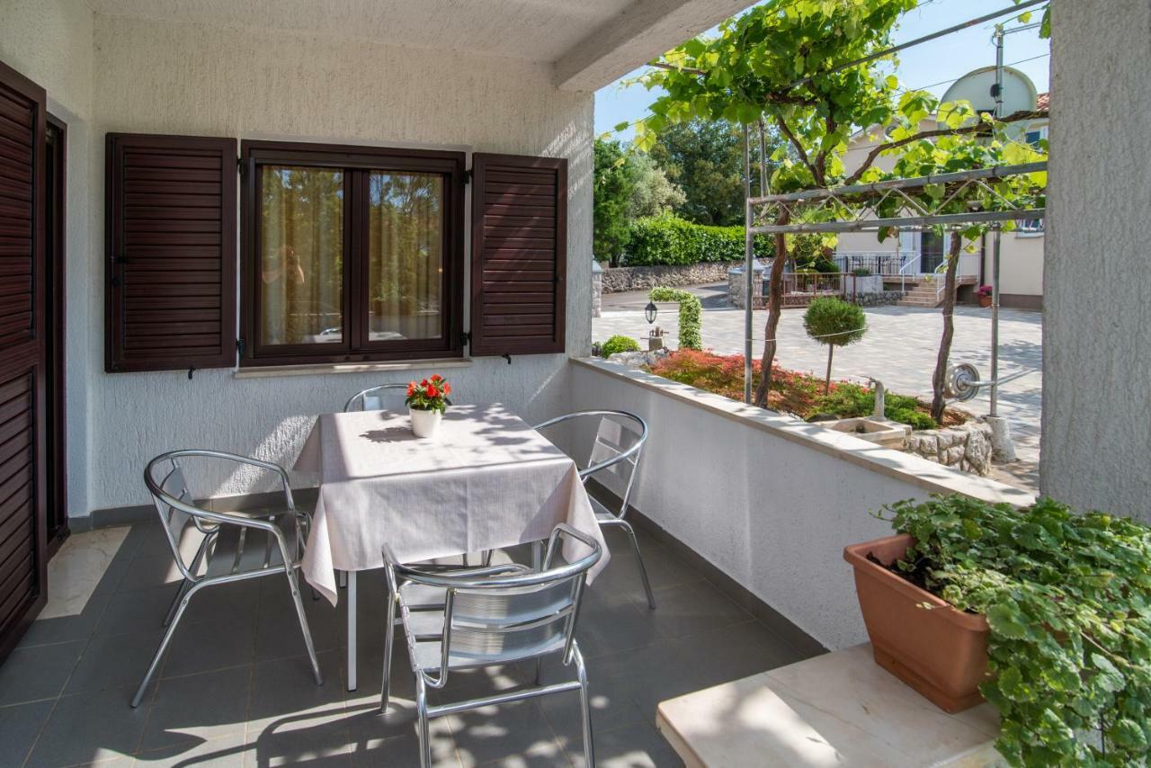 Apartments Marija & Anton มาลินสกา ภายนอก รูปภาพ